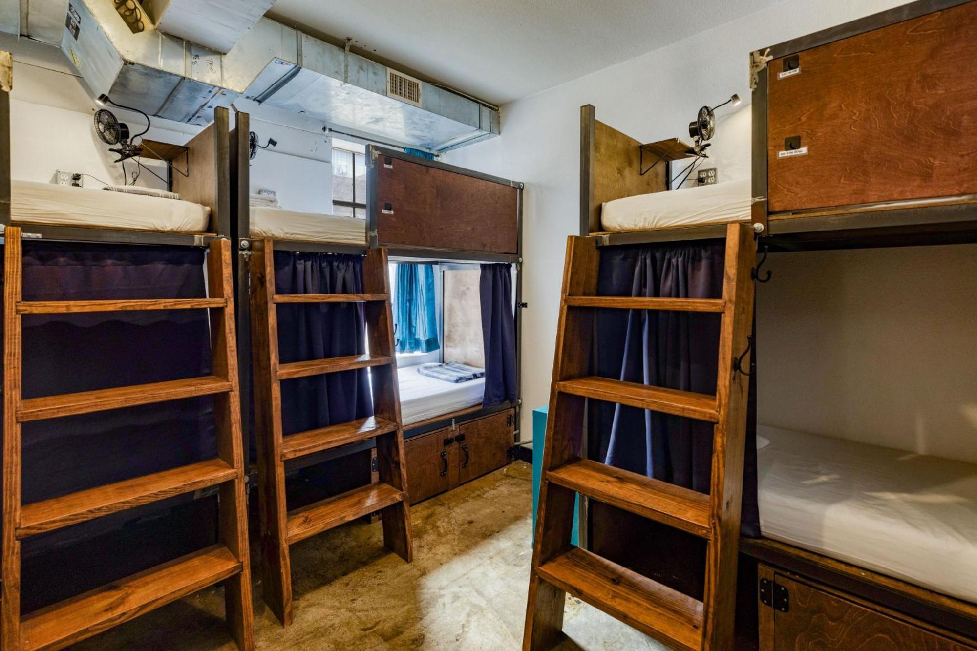Firehouse Hostel (Adults Only) Austin Esterno foto