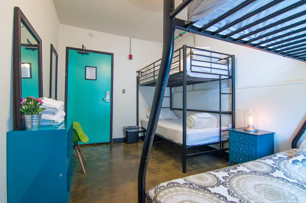Firehouse Hostel (Adults Only) Austin Esterno foto