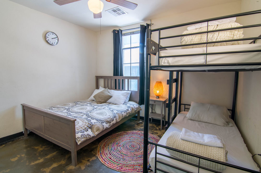Firehouse Hostel (Adults Only) Austin Esterno foto