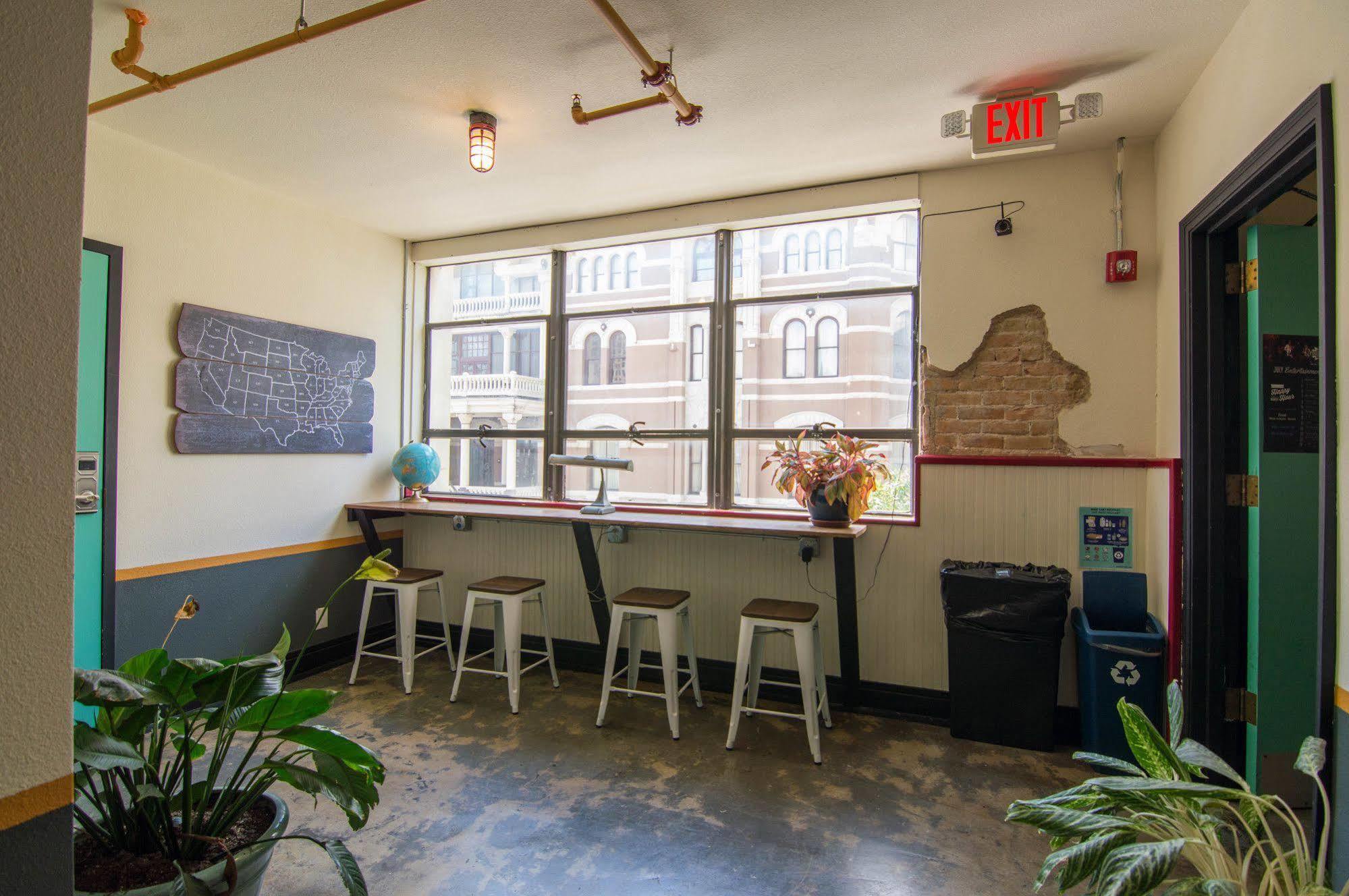 Firehouse Hostel (Adults Only) Austin Esterno foto